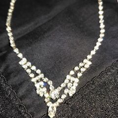 ネックレス・イヤリング　セットの画像