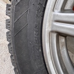 軽自動車用スパイクタイヤの画像