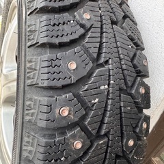 軽自動車用スパイクタイヤの画像