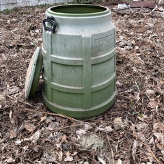 コンポスト 畑 家庭菜園 家庭用生ゴミ処理  堆肥作りの画像