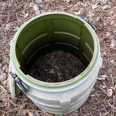 コンポスト 畑 家庭菜園 家庭用生ゴミ処理  堆肥作りの画像