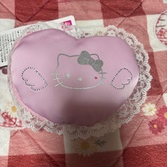 お譲り先決定！！キティちゃんポーチ&巾着型トートバッグセットの画像