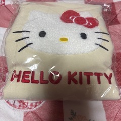 お譲り先決定！！キティちゃんポーチ&巾着型トートバッグセットの画像