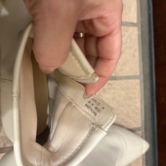 白　ショートブーツの画像