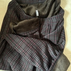 ズボン4本の画像