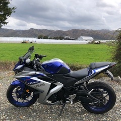   YZF R25の画像