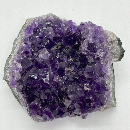 ウルグアイ産アメジストクラスター［B1852
］