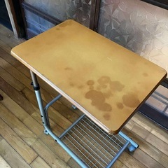 可動式の棚の画像