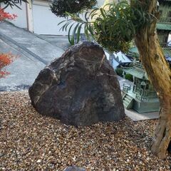 庭石、寸法(約) 70✕80cm✕高さ80cmの画像