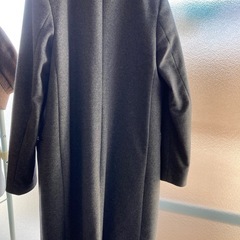 UNIQLO グレー　コートの画像