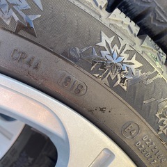 18インチスタッドレス４本セットの画像