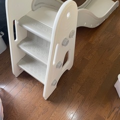 お譲りします！大型室内用滑り台の画像