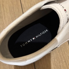 TOMMYスニーカーの画像