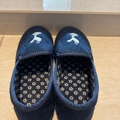 【新品】スパーズ　モコモコ靴 23.5cmの画像