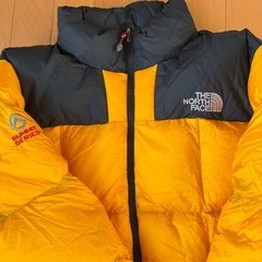 ダウンジャケット(黄)の画像