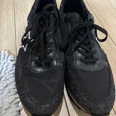 スニーカーの画像