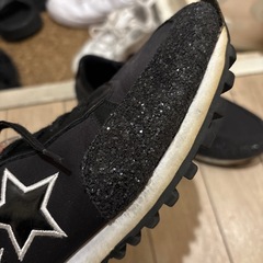 スニーカーの画像