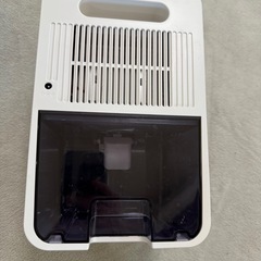小型　除湿機の画像
