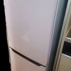 ハイセンス 2ドア冷凍冷蔵庫　パｰルホワイトの画像