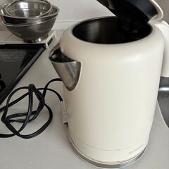 アイリスオーヤマ 電気ケトルの画像