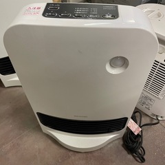 ほぼ未使用　センサー式セラミックファンヒーター 2023年製の画像