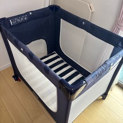 ベビーベッドの画像