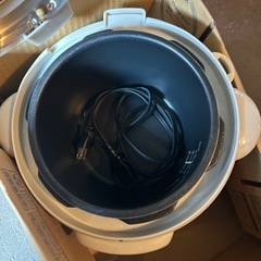 電気圧力鍋の画像