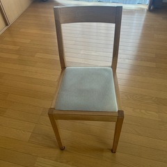 見た目美品⭐️無印　木製　ダイニングチェア　1脚のみの画像