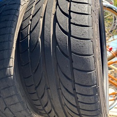 タイヤ19インチの画像