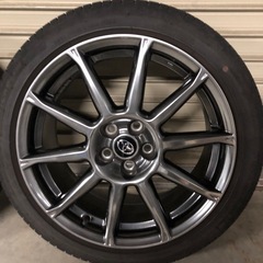 86ZN6後期純正17インチホイールの画像