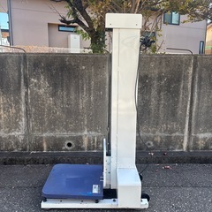 タイガーカワシマ 米袋用昇降機 LU-203 楽だ君 らくだ君 100V/200W 最大荷重35kg 最大高約700㎜ リフトアップの画像