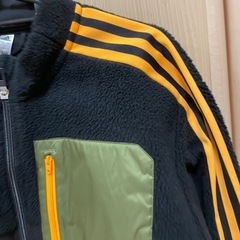 adidas フリース　ジャンパーの画像
