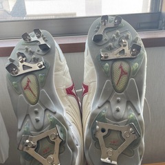 野球　ミズノ　金具スパイク白　26.5cmの画像