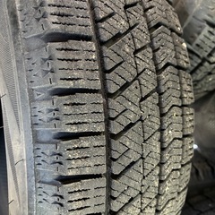 14インチ VRX2 スタッドレスタイヤの画像