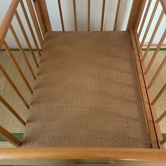 ベビーベッドの画像