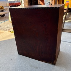 レトロなアンテーク家具の画像