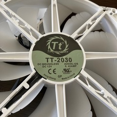 thermal take空冷ファンの画像