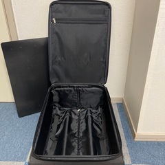 スーツケースの画像