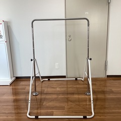 低学年用鉄棒【町田市再生家具】　1116の画像