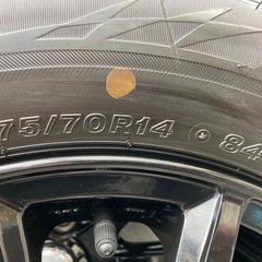 ブリヂストン VRX2 175/70R14 スタッドレスタイヤホイールセットの画像