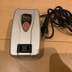 海外旅行用 電源変圧器 カシムラ トラベルインバーター 75W TI-75の画像