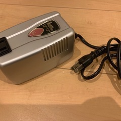 海外旅行用 電源変圧器 カシムラ トラベルインバーター 75W TI-75の画像