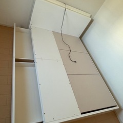 ニトリ　ベッド　収納着き　セミダブルの画像