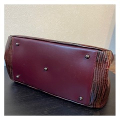 SALON DE GRES★ 値下げ！　クロコダイル調 エナメル素材ハンドバッグ　転売可の画像