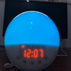 目覚まし時計の画像