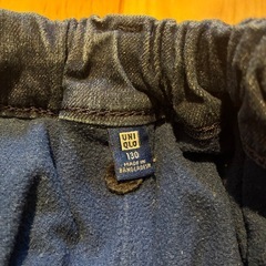 UNIQLO 裏起毛　ズボン130の画像