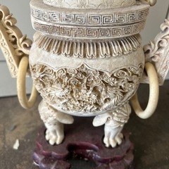 彫刻香炉の画像