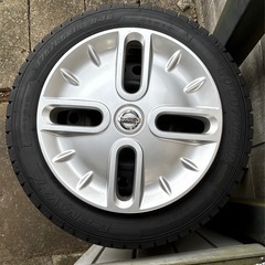 日産キューブ Z12 スタッドレスタイヤ の画像