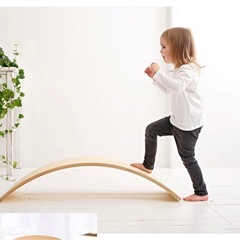 バランスボード　体幹トレーニング　子どもの画像