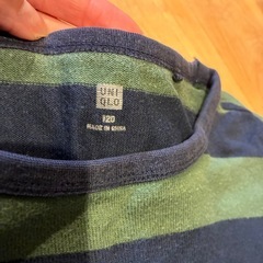 UNIQLO長袖Tシャツ120の画像
